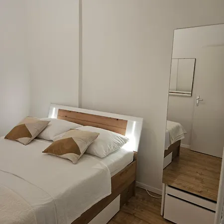 滨海公寓 斯普利特